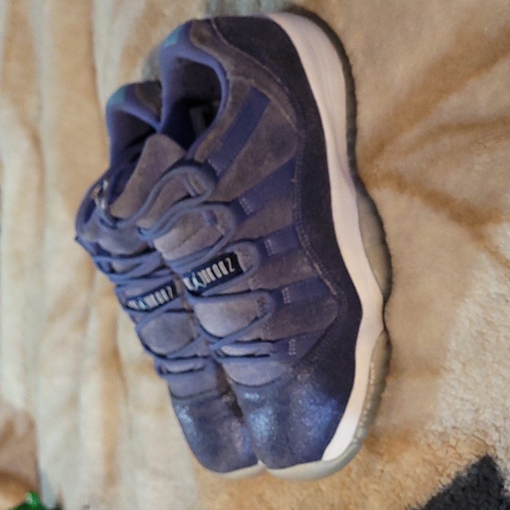 Jordan 11 Retro Low